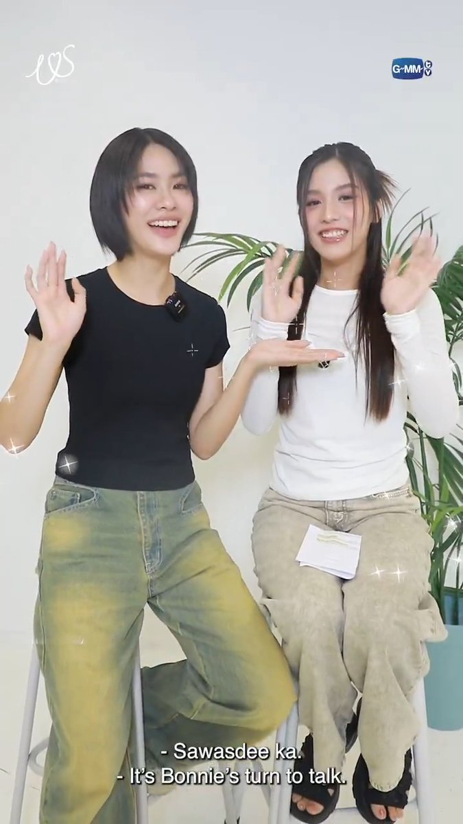 ทำความรู้จัก "เอมี่" พี่คนสวยของน้องบอนนี่ 🧡💜 “Us รักของเรา” 👩🏻‍❤️‍👩🏻 ทุกวันเสาร์ เวลา 20:30 น. ทางช่อง GMM25 และรับชมพร้อมกันทาง YouTube : GMMTV OFFICIAL #USTheSeriesEP8 #USTheSeries #GMMTV เอหมี bonny