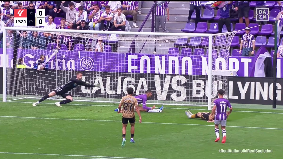 Ya no se acuerdan del punto que les dio CENK al Valladolid y que le costó una lesión de larga recuperación. Cenk es el mejor defensa del Valladolid de largo.