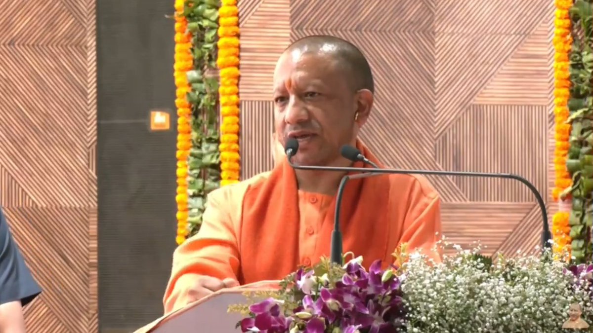 अपनी मेहनत पर विश्वास करने वाले युवाओं, अपने माँ-बाप का संबल बनने वाले युवाओं को हम पहले चरण में ₹5,00,000 तक का ब्याजमुक्त ऋण उपलब्ध कराएंगे...