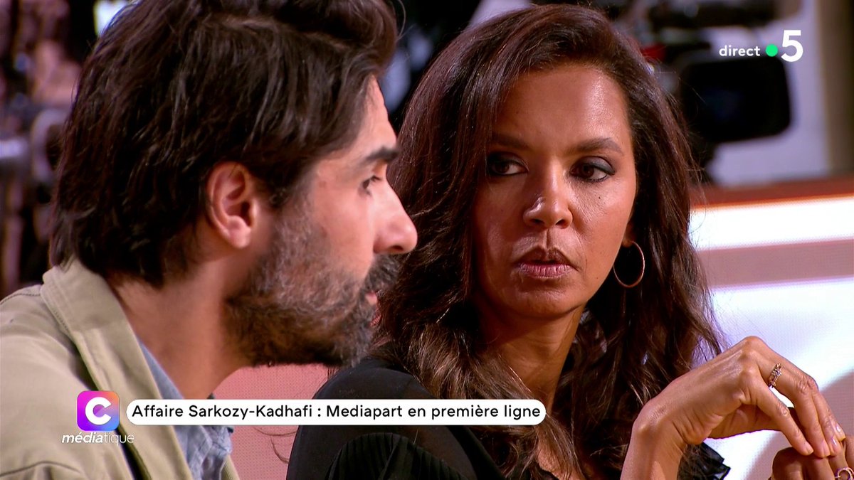 "Je pense qu'il y a beaucoup de Français qui s'en foutent complètement." Médiatisation du procès Sarkozy : l'échange entre #KarineLeMarchand et Fabrice Arfi. 🗣️ #CMediatique
