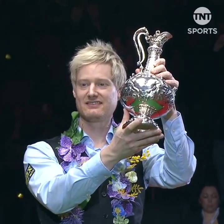 Neil Robertson is the World Grand Prix CHAMPION! ๐ The now two-time champion completes a 10-0 whitewash against Stuart Bingham to lift the trophy in Hong Kong! ๐๐๐ #WorldGrandPrix