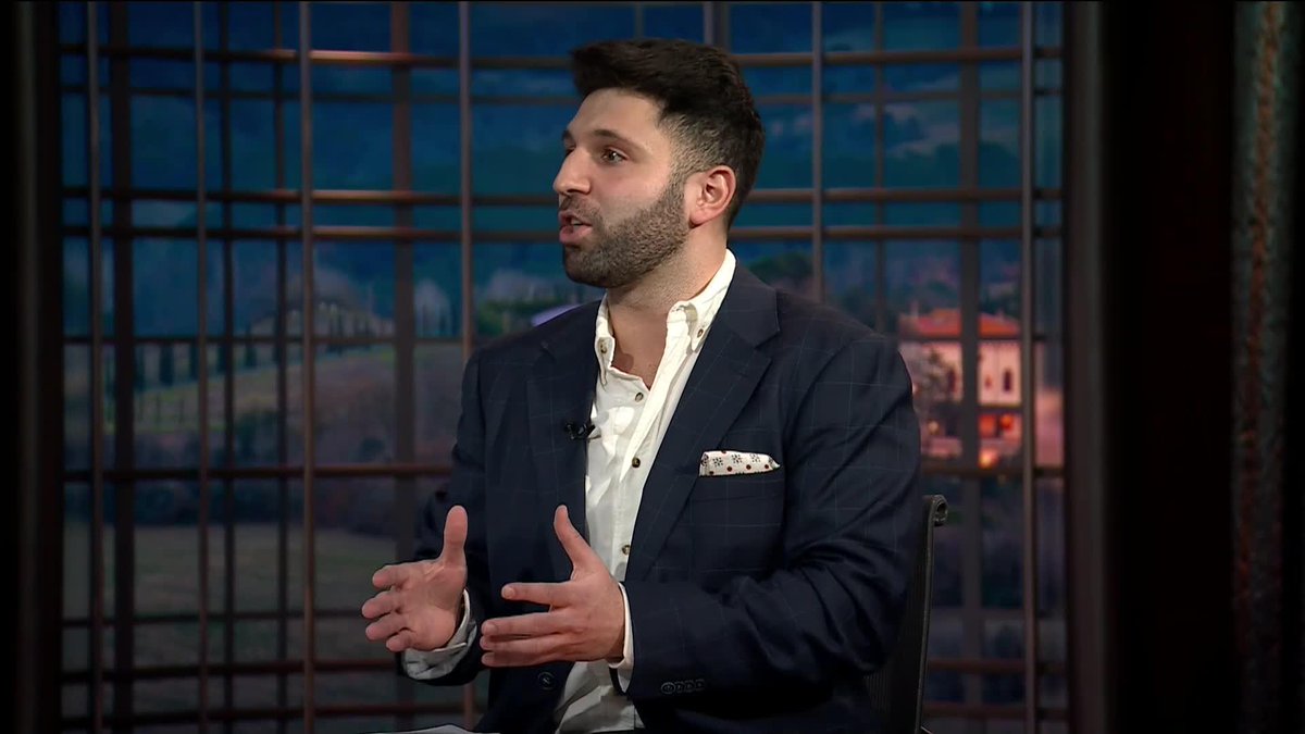 "This [Napoli] team are worse on paper than the one that finished 10th. [Conte] might just be [a magician]." 👀 Marco Messina &amp; Matteo Bonetti can't stop praising the job Antonio Conte has done as manager of Napoli 👏