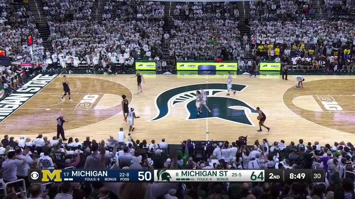 Jase Richardson tripped on the ref, rolled his ankle, and STILL buried the 3 🤯 Michigan State Men's Basketball