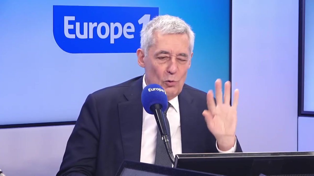 « Pour parler avec Vladimir Poutine, il faudrait le vouloir. Hors, l’Europe ne le veut pas », explique Henri Guaino, ancien conseiller de Nicolas Sarkozy et auteur d’une tribune dans le JDD, dans #Europe1SoirWE avec Pascale de La Tour sur #Europe1