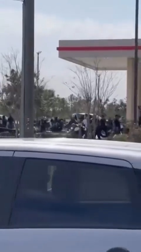 Rival groups of bikers get into a fight before shots ring out in New Smyrna Beach. 2 people were injured... #CityLife #daytona #bikeweek #bikers #motorcycle #crime #urban #racetrack