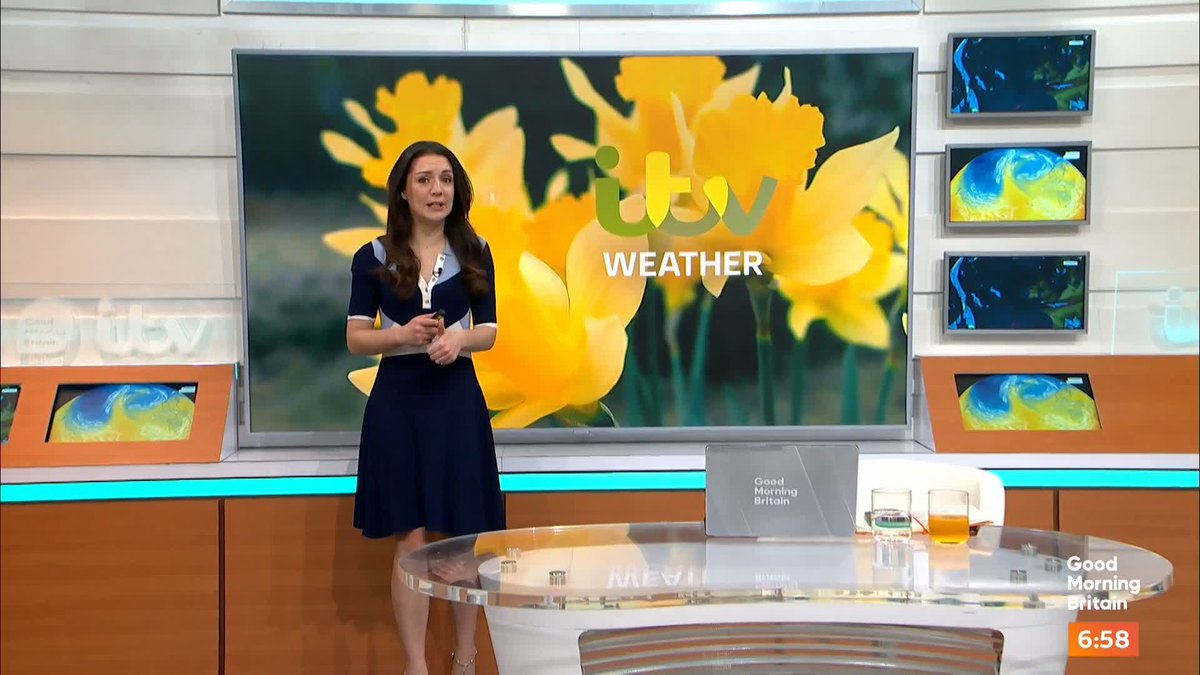 'The next week turns cooler, cloudier and greyer' @lauratobin1 has the forecast for the week ahead.