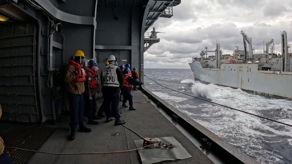 SEA POWER! 🌊 Take a glimpse into USS America on their Patrol 25.1.
