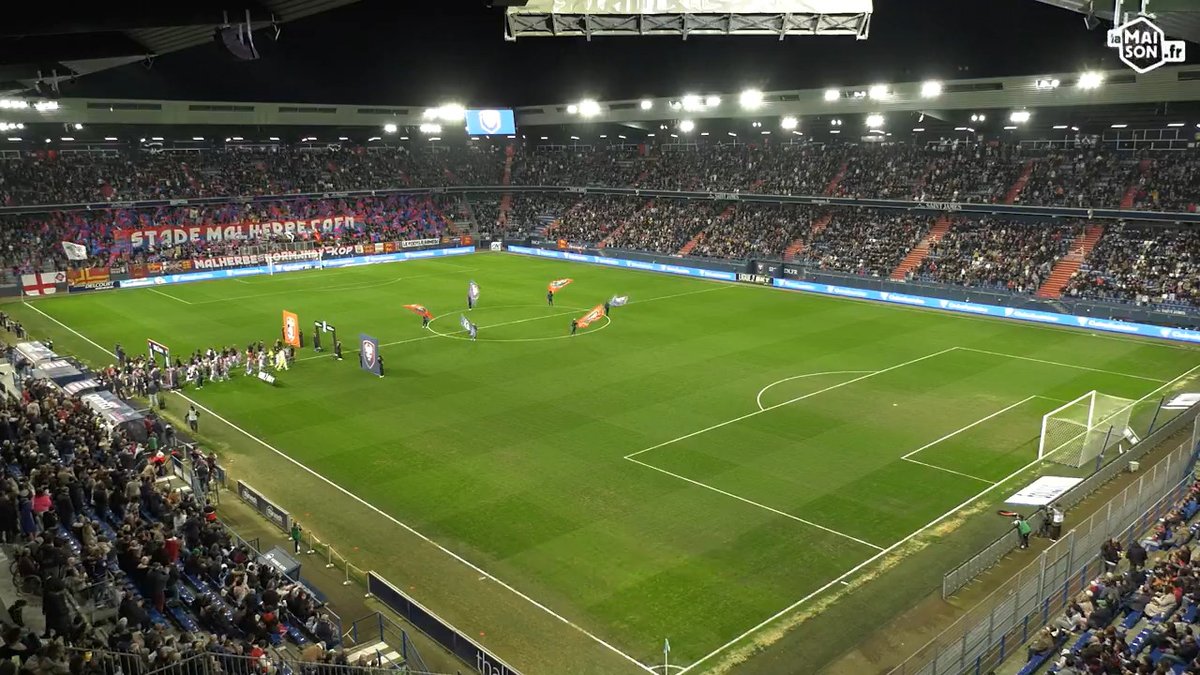 Dis que t'as le meilleur public sans dire que t'as le meilleur public ❤️💙 #SMCaen #TeamSMC