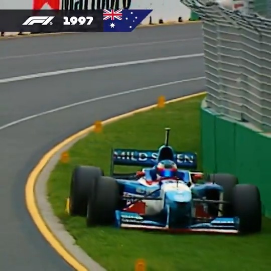Ab. So. Lutely. FURIOUS! 🔥 Murray Walker delivered some divine commentary when Jean Alesi ran out of fuel at the season-opener in 1997 😮‍💨 #F1 #AusGP