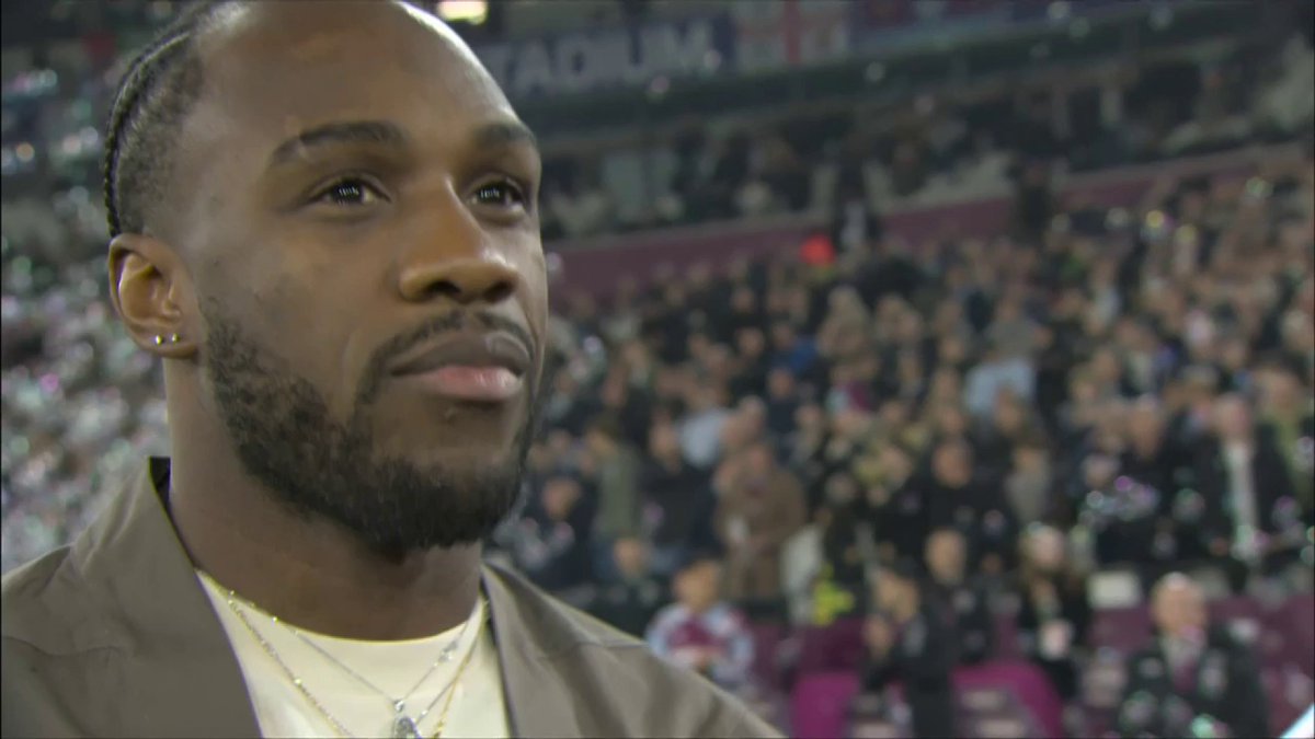 Michail Antonio fait son retour ce soir au London Stadium de West Ham après son grave accident de voiture en décembre 🥰 🎥 CANAL+ Foot