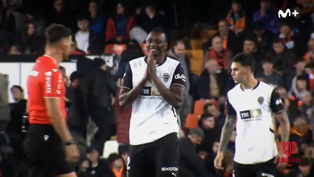 🦇 SADIQUISMO. Umar Sadiq tiene una misión: salvar al Valencia CF. #ElDíaDespués
