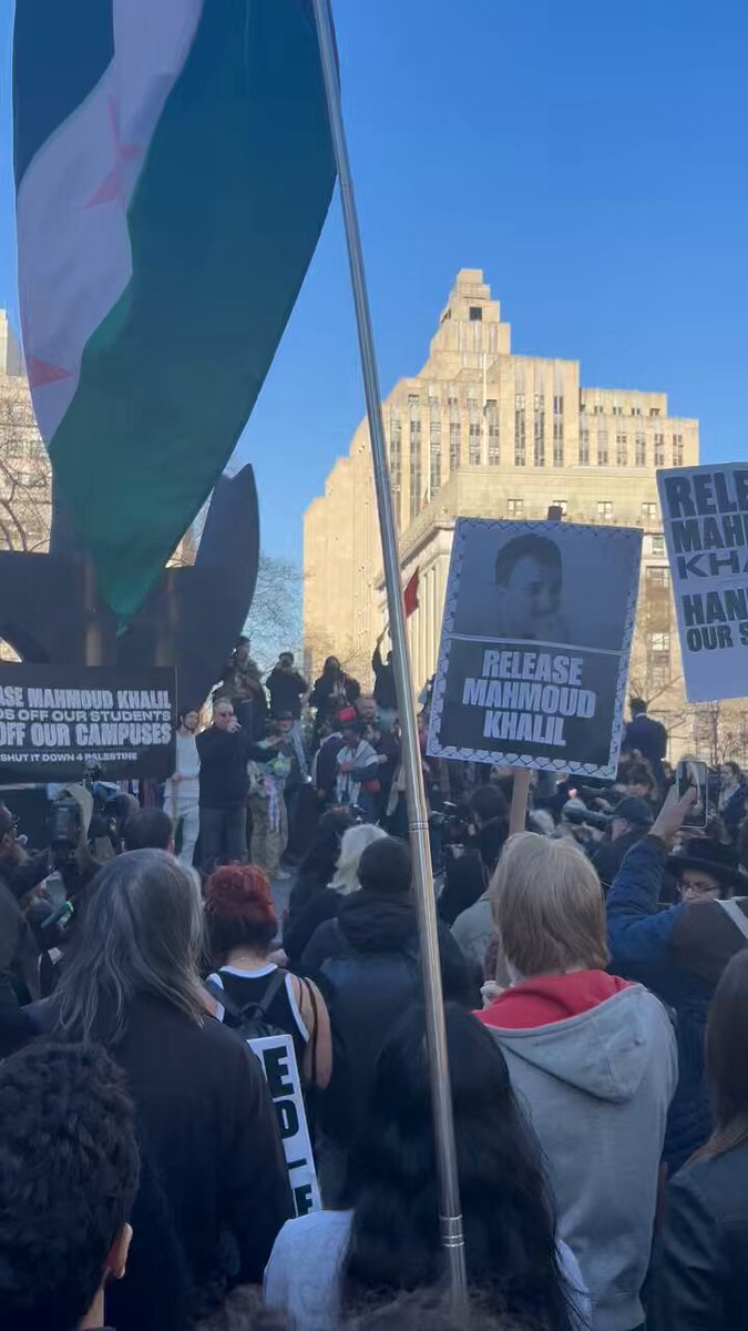 🇵🇸NOW: A huge crowd has gathered in NYC to protest the abduction of Mahmoud Khalil by DHS for his role in leading the movement against the genocide in Gaza!