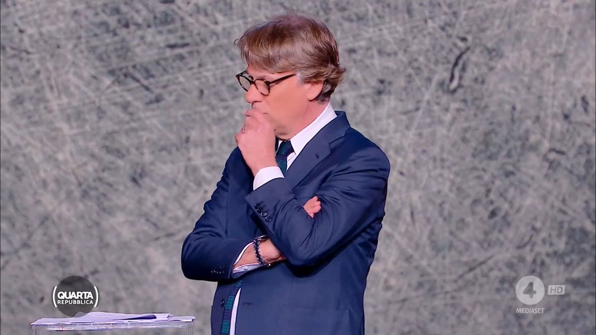 "Fin quando Musk faceva l'imprenditore nulla questio, quando l'imprenditore diventa monopolista e diventa quasi il presidente ombra il problema si pone." #Ricciardi #quartarepubblica