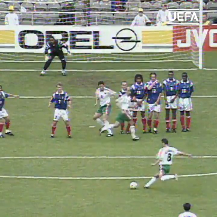 Hristo Stoichkov vs France, 1996.
