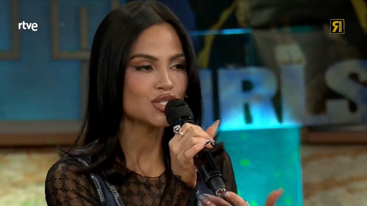 — Romeo Santos me dijo: «Siento que no nadie había encontrado a nadie que la pudiese interpretar con el sentimiento que le puedas dar» #LaRevuelta NATTI NATASHA