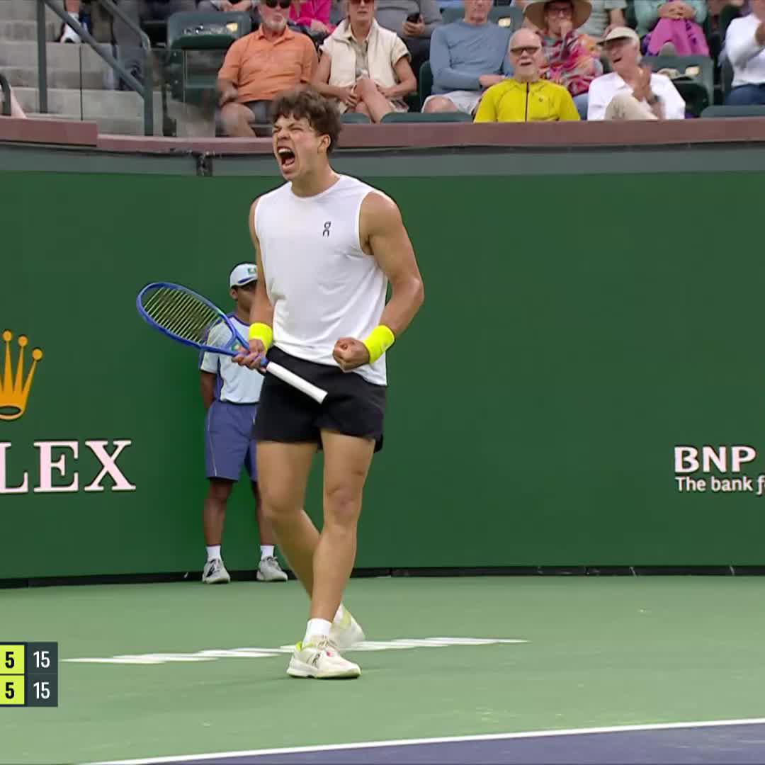 Hear him roar 🦁 Ben Shelton with the 103mph winner 💫 #TennisParadise
