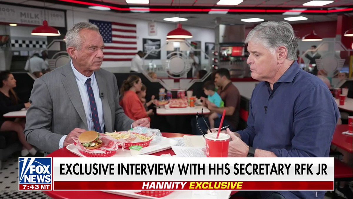 'MORAL ISSUE': HHS Secretary Kennedy sounds the alarm on the link between an unhealthy diet and mental health problems in an exclusive Sean Hannity 🇺🇸 interview.