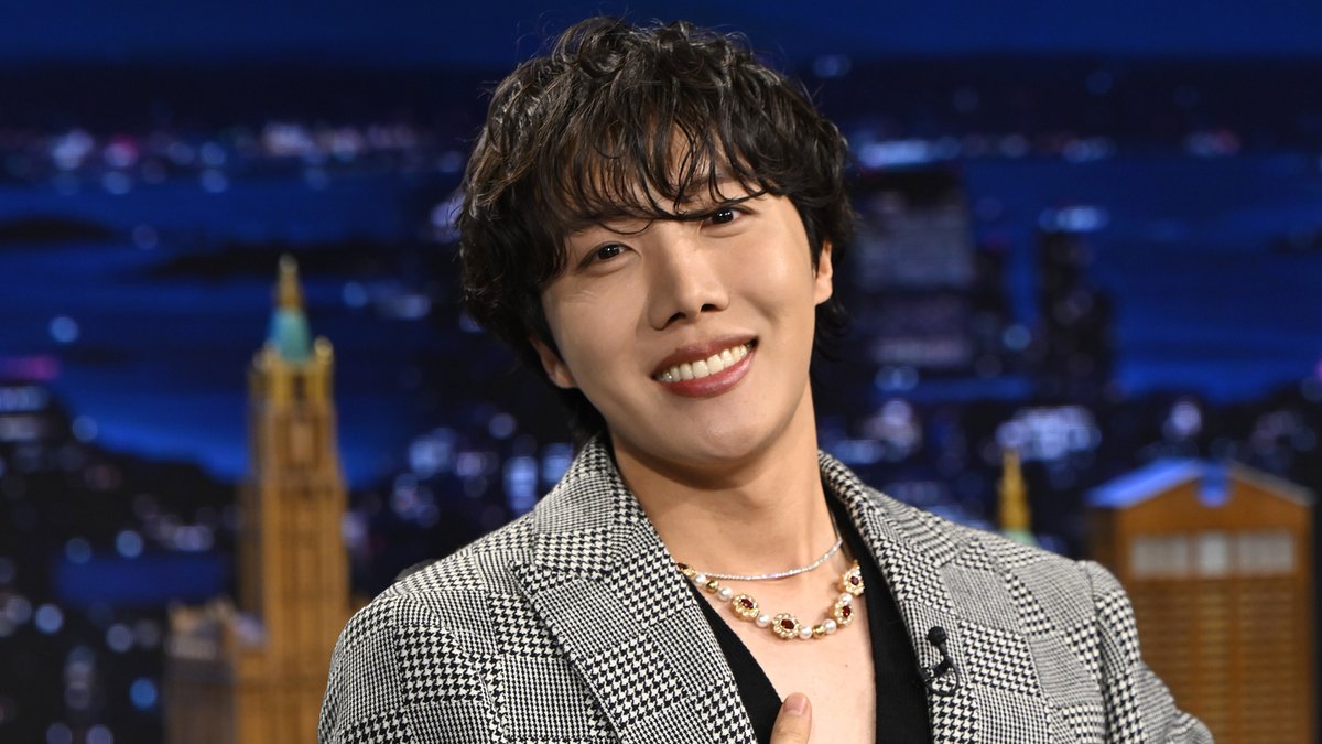 .BTS_official’s j-hope does the “Not Like Us” dance and reveals he’d like to work with Kendrick Lamar! #jhopeOnFallon #FallonTonight