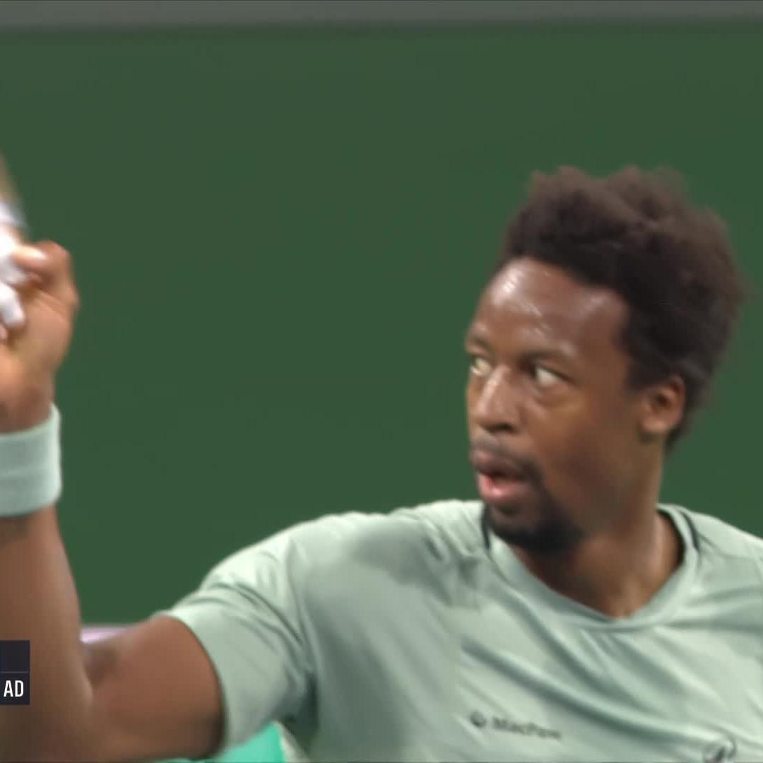 Gael Monfils 🇫🇷 est complètement fou 😍, sa capacité de déplacement c'est ireel mdrrr Ce mec n'a pas 38 ans, je refuse d'y croire.