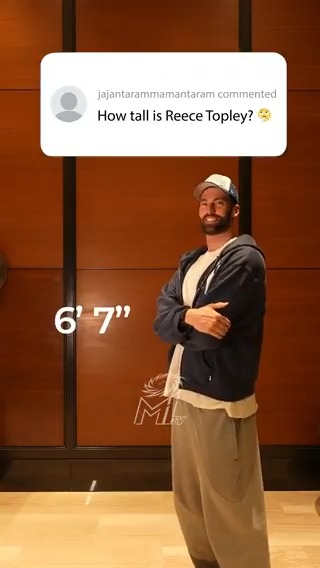 Reece Topley bowling from first floor end! 📈😂 #MumbaiIndians