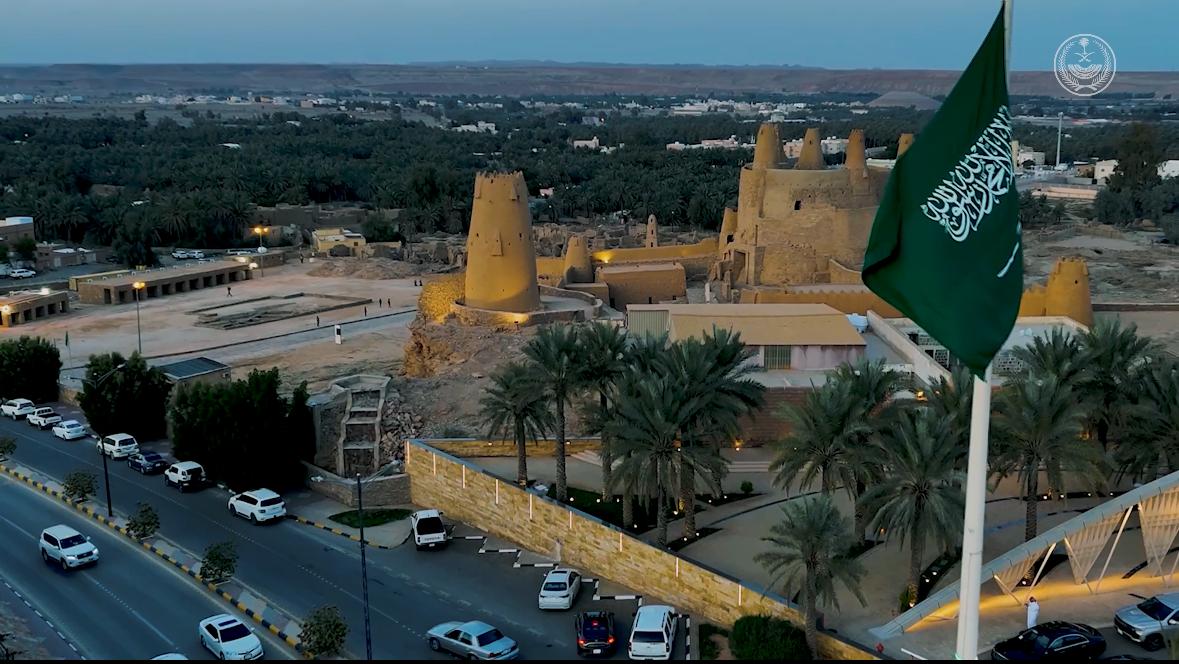 راية العز .. في أرض الأمان. #يوم_العلم
