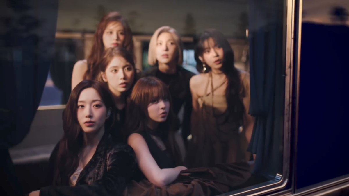NMIXX a capella highlight medley compilation from expérgo, Fe3O4: BREAK, STICK OUT, FORWARD doing this for every comeback since their first EP, oh no one's doing it like them