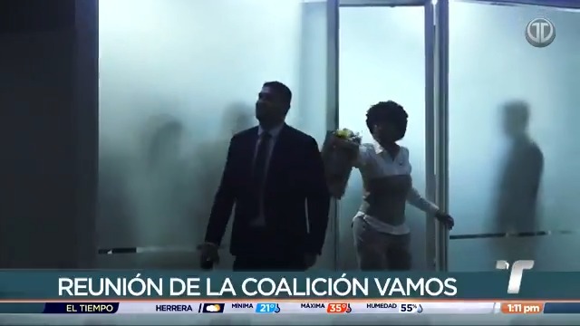 Un fuerte intercambio de palabras e insultos se registraron entre diputados de la bancada Vamos, en medio de una reunión con el líder de la Coalición Vamos, Juan Diego Vásquez, y el exdiputado Gabriel Silva.