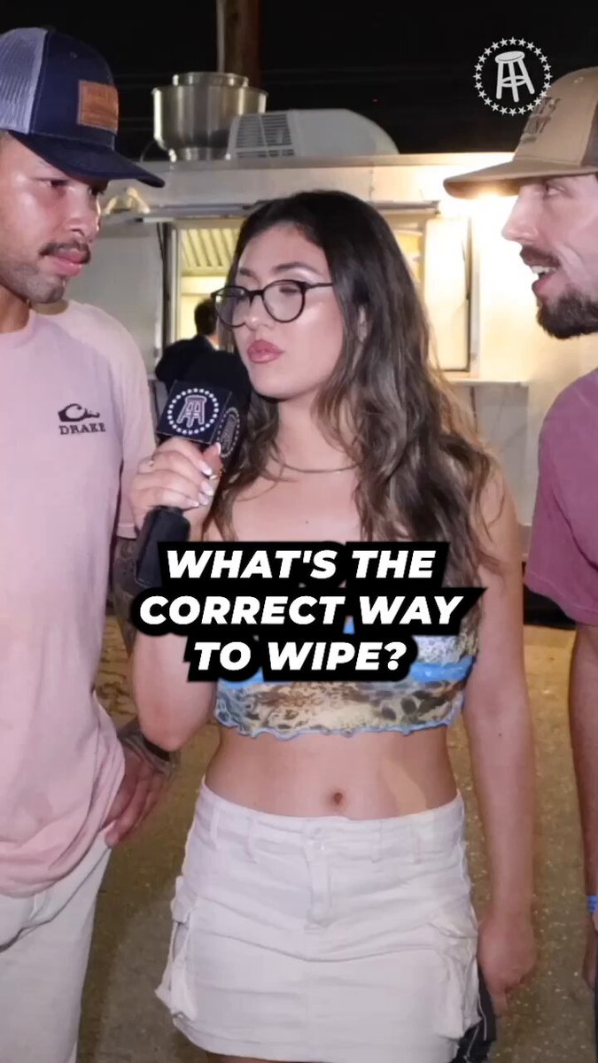 Smelling the wipe is craaaazy💀