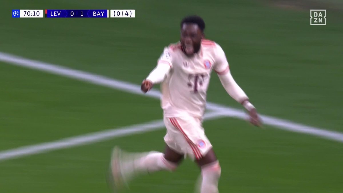#CanMNT star Alphonso Davies 🇨🇦 finds the back of the net for Bayern Munich vs. Bayer Leverkusen in #UCL 😎