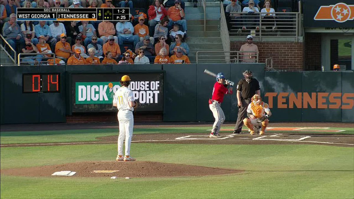 Crabtree is dealin! 📺 #GBO // #BeatUWG