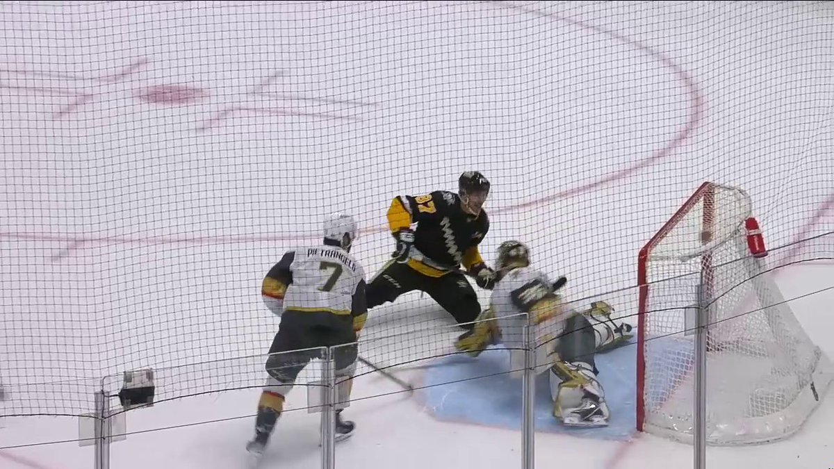 SID FROM ONE KNEE 🐧 Vintage Crosby...