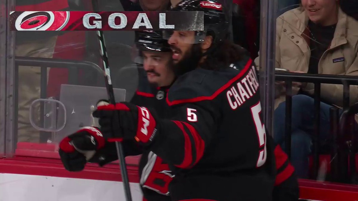 Seth Jarvis and Sebastian Aho are just so good at scoring shorthanded 🌀 📺: ESPN+ ➡️