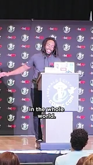 The crowd went wild for the stunning #BLACKTORCH anime announcement at Emerald City Comic Con! 🔥🐈‍⬛ #ECCC Learn more: BLACK TORCH
