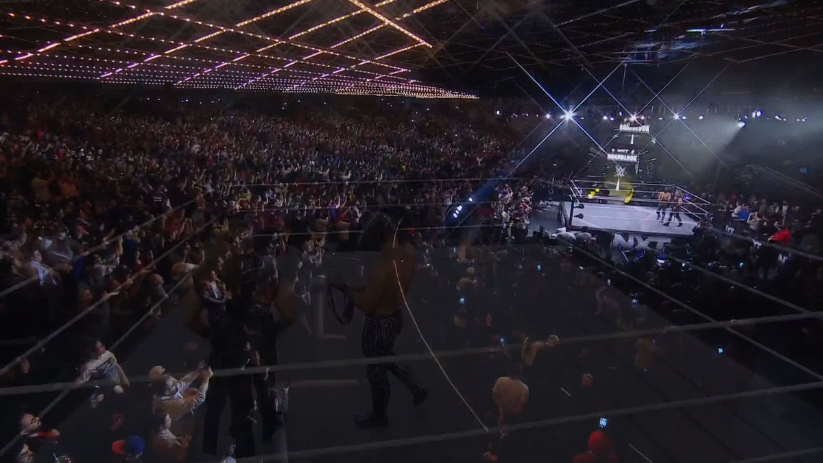 It's a HARDY PARTY tonight in NEW YORK CITY! #WWERoadblock