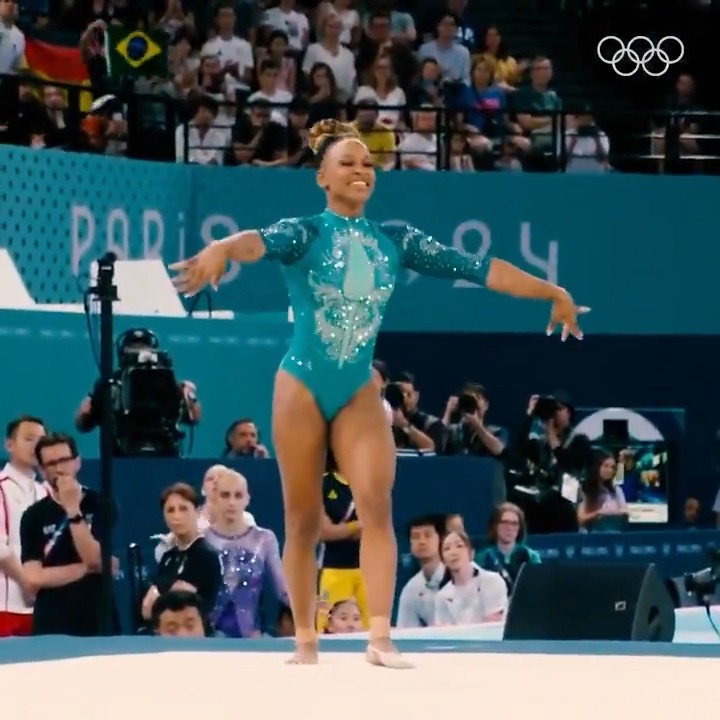 We asked double Olympic champion Rebeca Andrade about women who inspire her and we love her shoutout to her mum, teammates and fellow Brazilian gymnast Daiane dos Santos. Time Brasil I FIG I #IWD2025 I #SportForAllWomenAndGirls