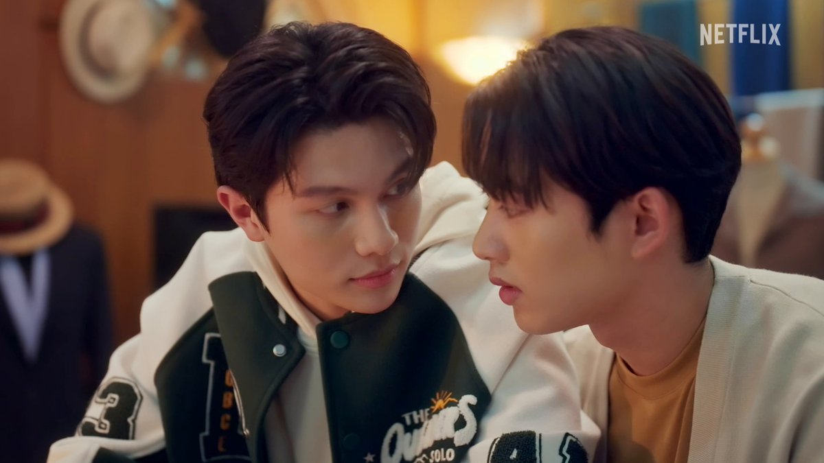 other couples can only wish they were this cute #WilliamEst #ThamePo #SuphaSangaworawong #JakrapatrKaewpanpong #est_rvp #ThamePoSeries #williamjkp