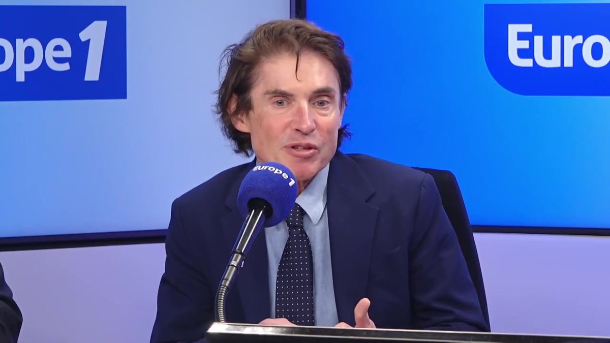 Affiches de LFI ciblant Cyril Hanouna : « Le format de cette affiche est clairement antisémite », affirme arno klarsfeld, avocat, dans #OMSLT avec Cyril Hanouna sur #Europe1.