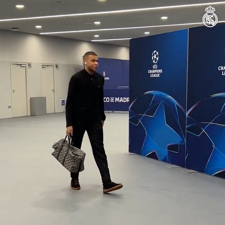 👊 ARRIVING FOR DUTY! 👊