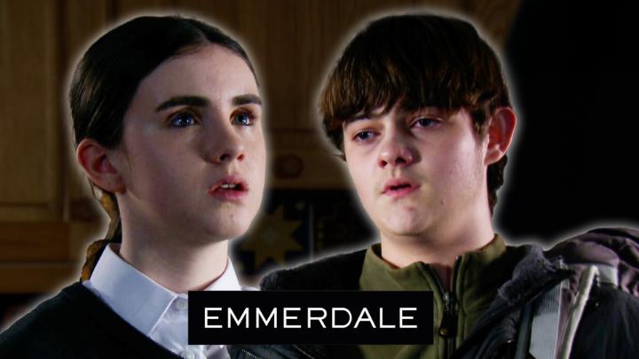 The way he's protecting her ❤️ 🥺 #Emmerdale