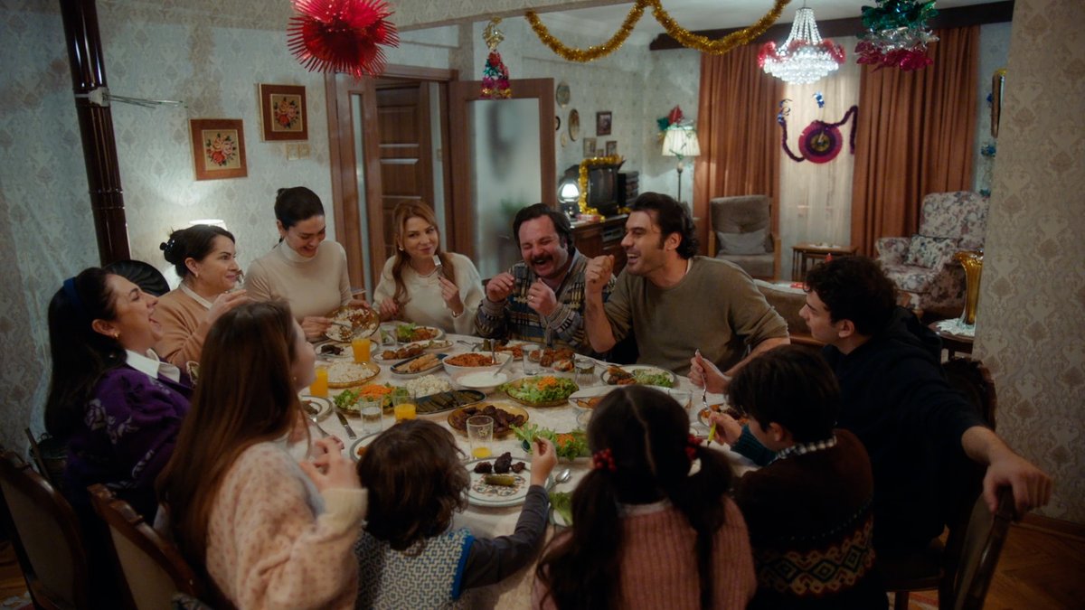 “Olmaz olsun cüzdanımda milyonlar…” #AnnemAnkara #SezenAksu 🙏🏼 @kanald @bkmonline
