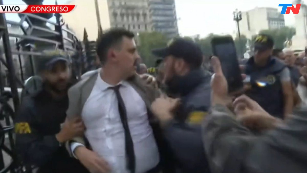 "Manu Jove": Por lo que sucedió durante su cobertura para TN en la marcha frente al Congreso