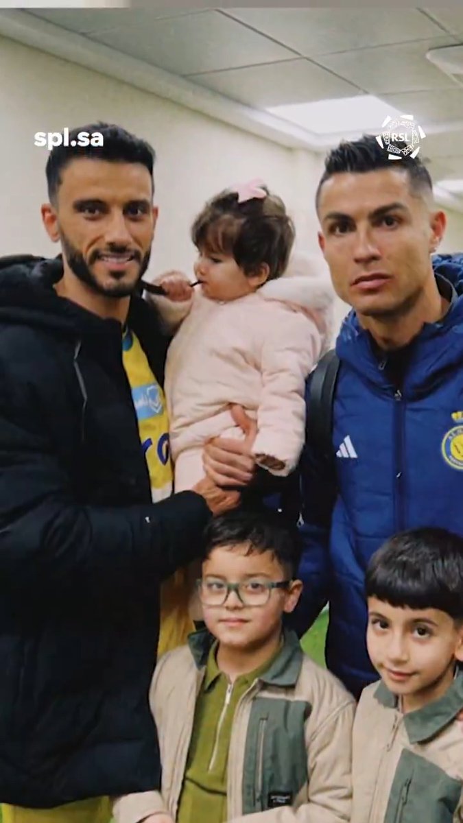 "كريستيانو رونالدو أفضل لاعب في تاريخ كرة القدم" 🇵🇹 شاهد لقاء Omar Al Somah كاملًا: #دوري_روشن_السعودي | #للجماهير