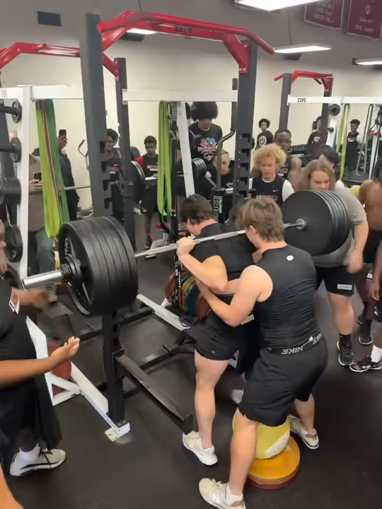 Ask Tyler Lagacy’s DB Ethan Brown to squat 600lbs🫡🫡 #dctf #txhsfb #weightroom #offseason #Texas #football #TylerLegacy #football