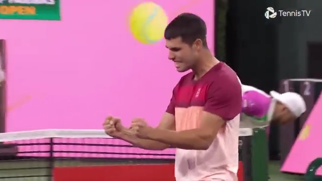 Never in doubt 🔥 Carlos Alcaraz overcomes Grigor Dimitov 6-1 6-1 to reach his fourth consecutive Indian Wells quarter-final. BNP Paribas Open | #TennisParadise
