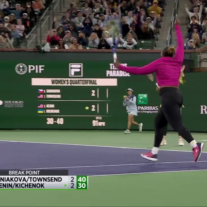 TAYLOR TOWNSEND, YOU ARE UNBELIEVABLE 🤯 Is this our shot of the tournament? 🤔 Stream all the #TennisParadise action on Tennis Channel 📲