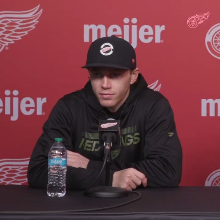 "Sometimes the puck goes in, sometimes it doesn't so it was nice to see them go in tonight." More post-game »