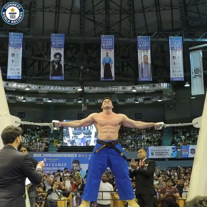Longest duration holding Hercules pillars (male) 💪⏱️ 2 mins 10.75 seconds by @VispyKharadi 🇮🇳