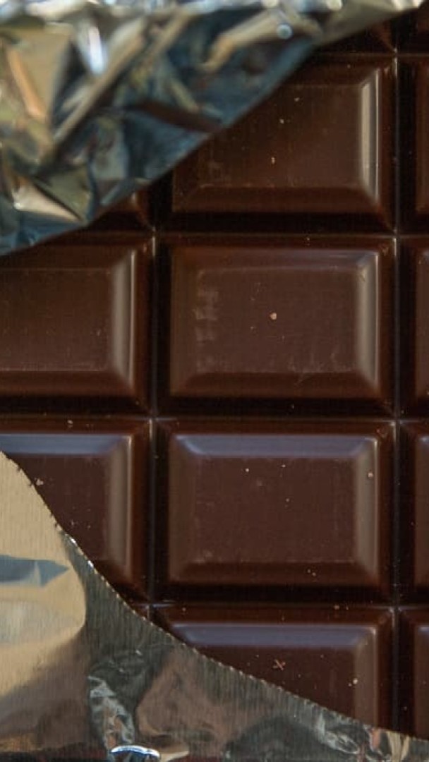 L'incompréhensible barème TVA du chocolat 🍫 Exemple frappant de la bureaucratisation et des réglementations à tout-va : le chocolat. Qu'il soit noir ou au lait, fourré ou non, son niveau de TVA change à chaque fois. 💬 Dominique Schelcher, PDG de Coopérative U