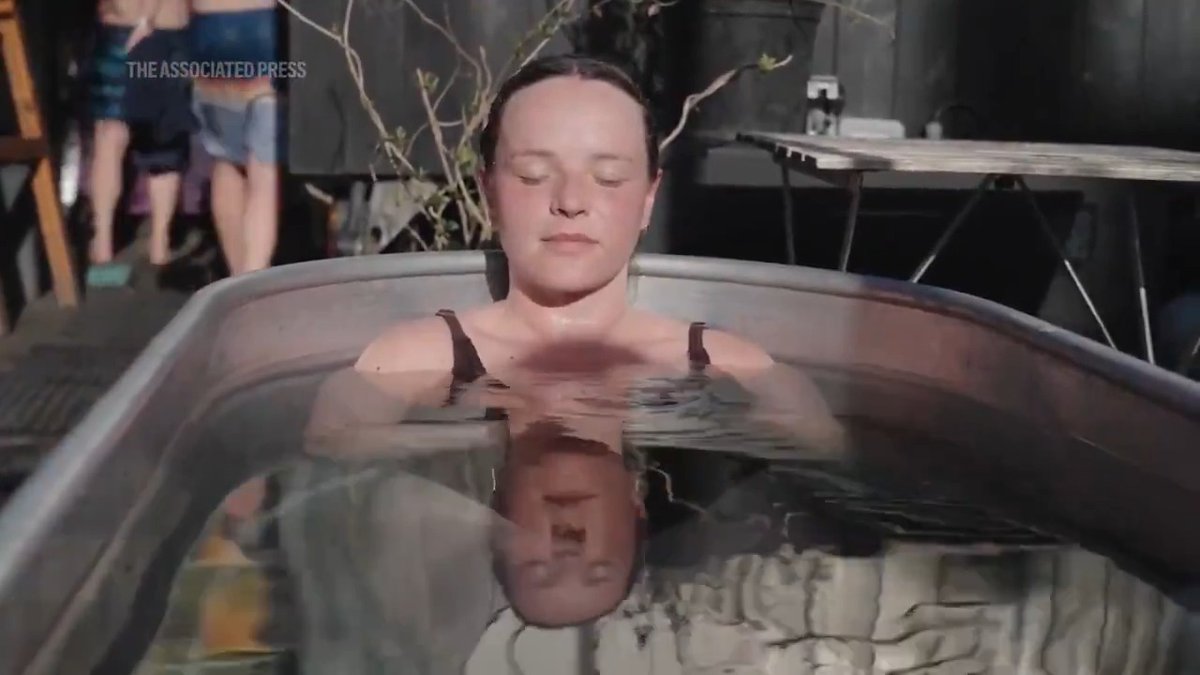 Sauna-bathing has taken London and the rest of the U.K. by storm, particularly among trendy 20- and 30-somethings keen to try a new pastime that’s healthier than nights out in pubs and bars.