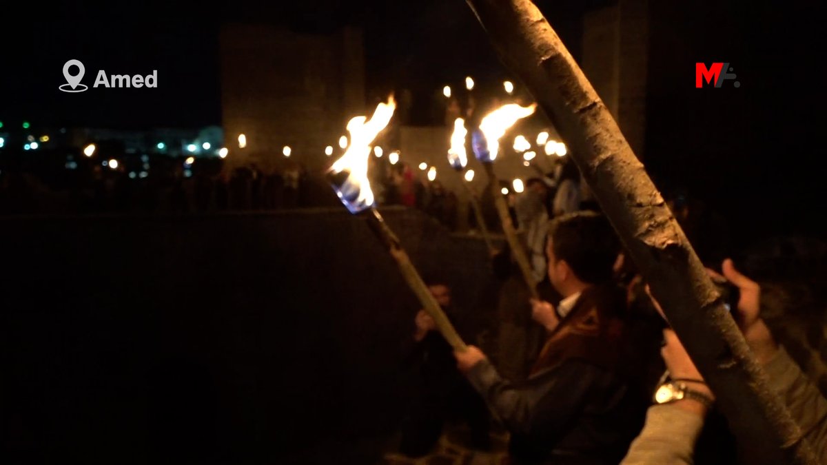 Tarihi Amed surlarında Newroz ateşi yakıldı